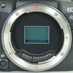 Canon EOS R10