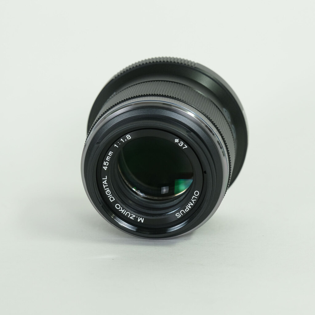 OLYMPUS M.ZUIKO DIGITAL 45mm F1.8