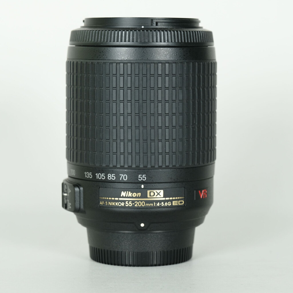 Nikon AF-S DX VR Zoom-Nikkor 55-200mm F4-5.6G IF-ED