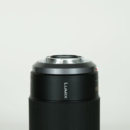 Panasonic LUMIX G VARIO 100-300mm / F4.0-5.6 / POWER O.I.S.