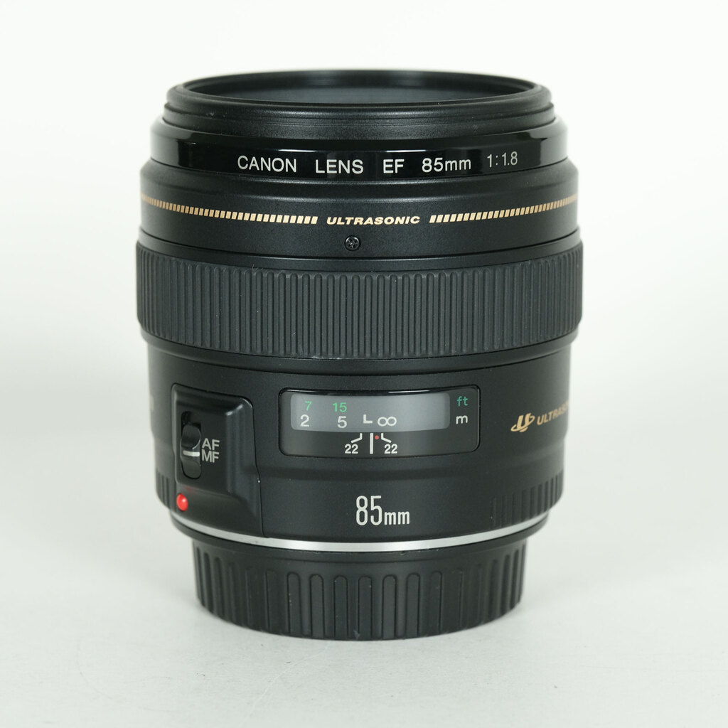 Canon EF85mm F1.8 USM Canon EF85mm F1.8 USM