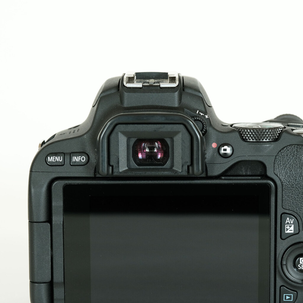 Canon EOS Kiss X9