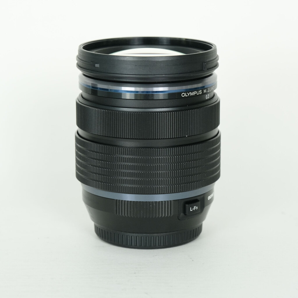 OLYMPUS M.ZUIKO DIGITAL ED 12-40mm F2.8 PROの出品 | ONE SCENE