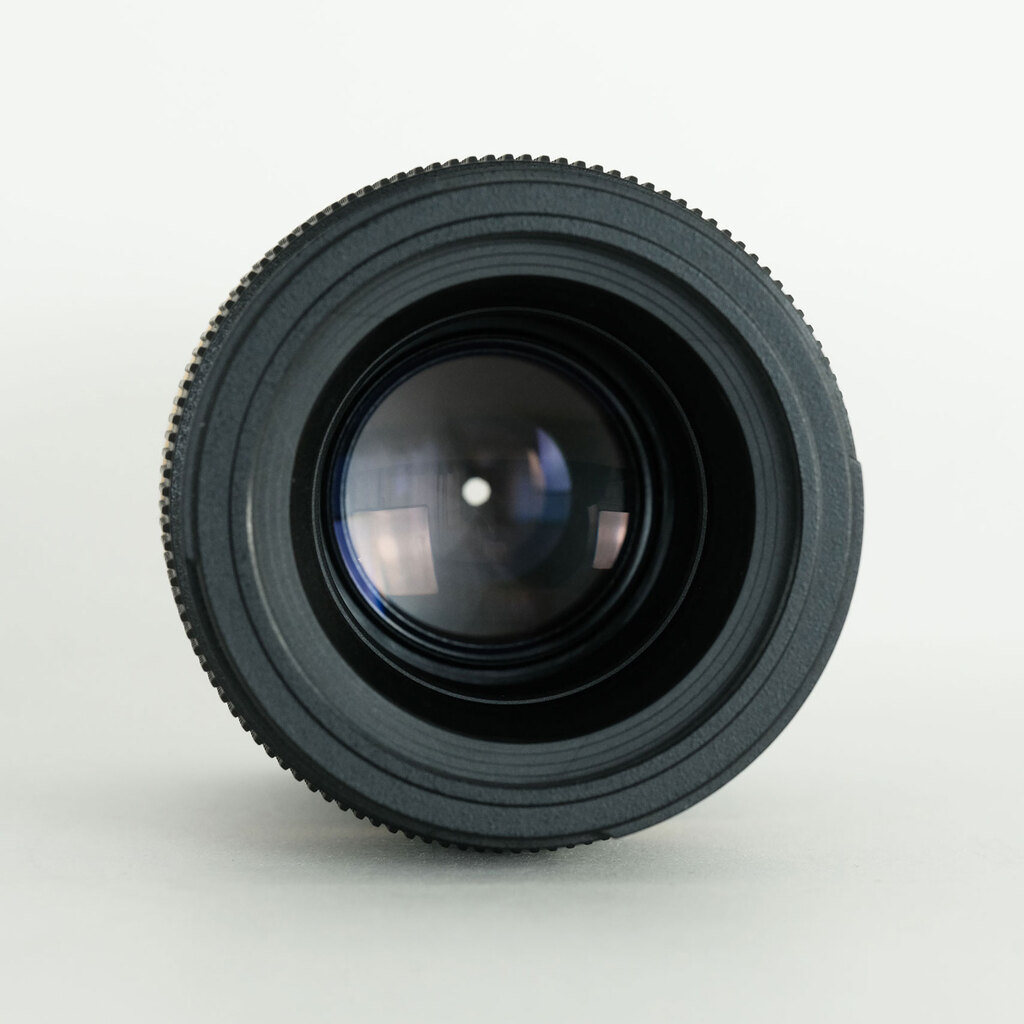 TAMRON SP 90mm F2.8 Di Macro 1:1/Model 272ENII(ニコンF用モーター内蔵) TAMRON SP 90mm F2.8 Di Macro 1:1/Model 272ENII(ニコンF用モーター内蔵)