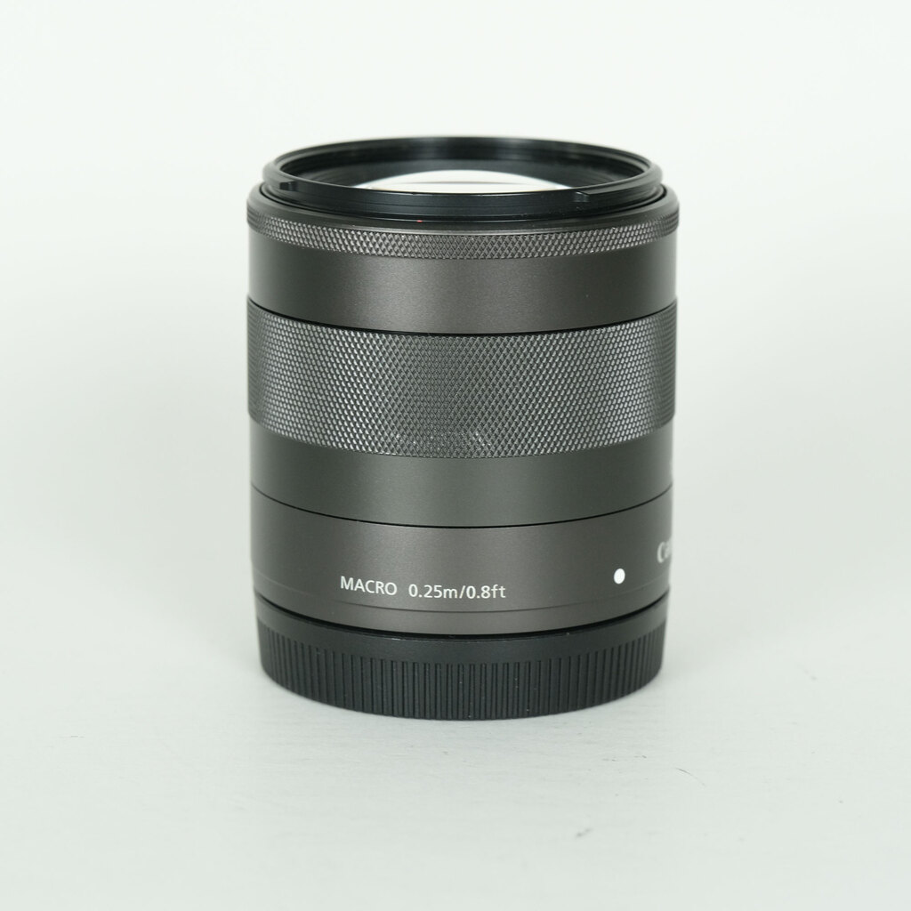 Canon EF-M18-55mm F3.5-5.6 IS STM