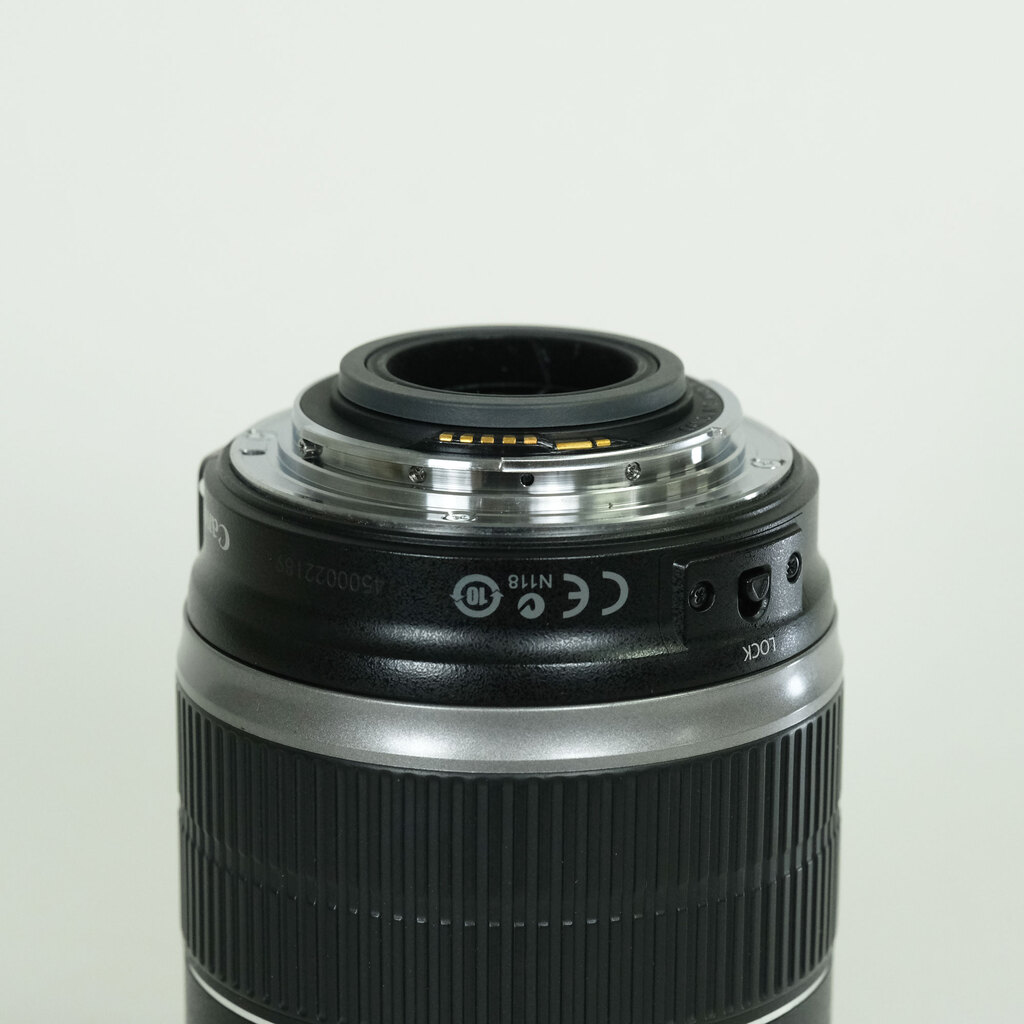 Canon EF-S18-200mm F3.5-5.6 IS Canon EF-S18-200mm F3.5-5.6 IS