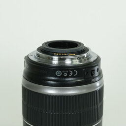 Canon EF-S18-200mm F3.5-5.6 IS Canon EF-S18-200mm F3.5-5.6 IS