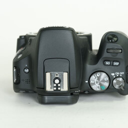 Canon EOS Kiss X9