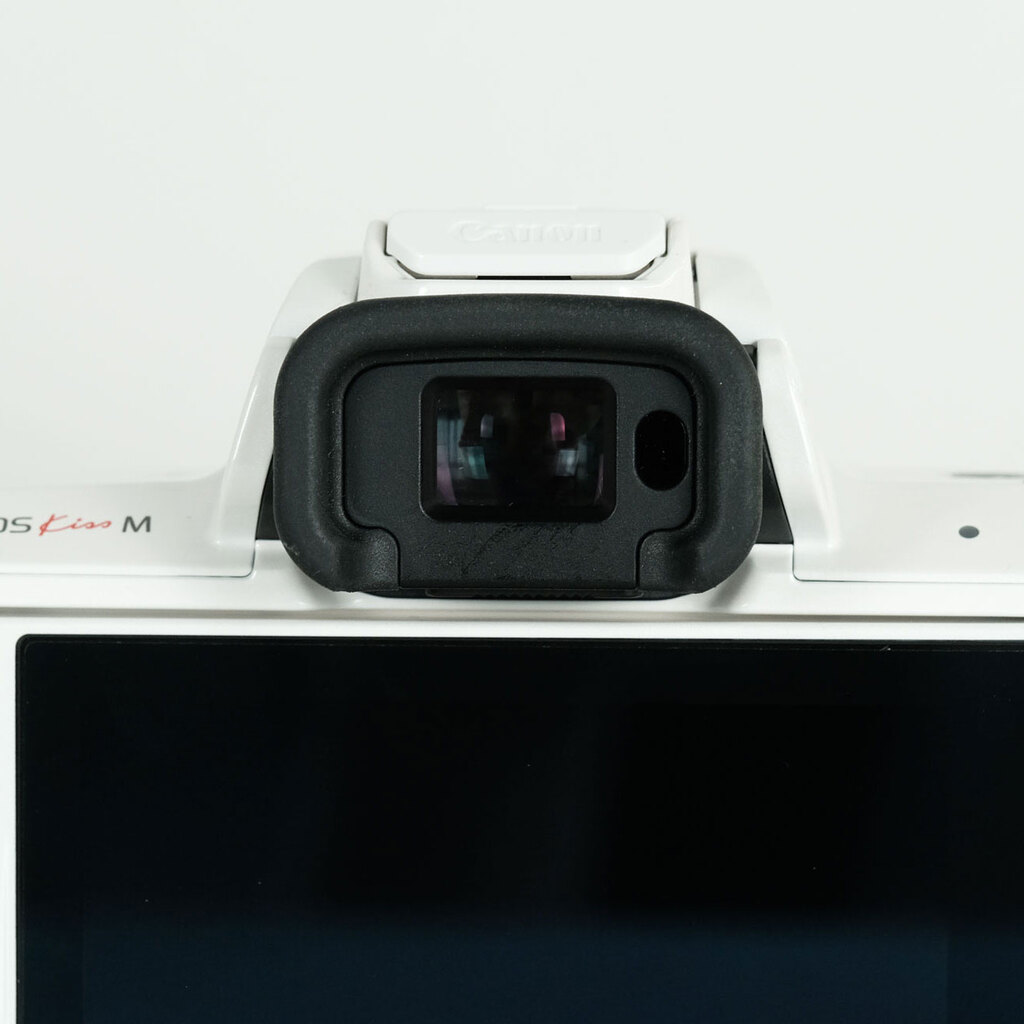 Canon EOS Kiss M