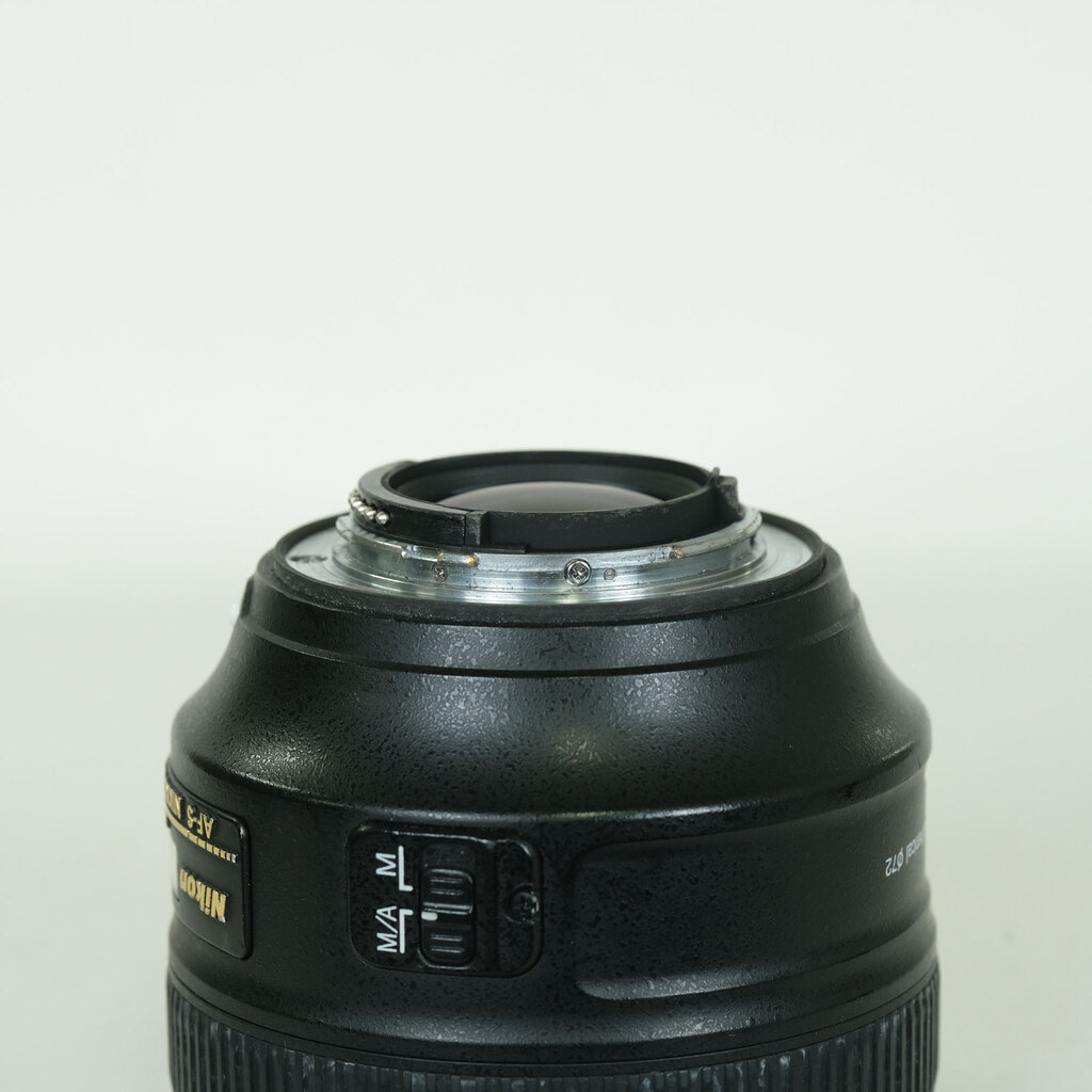 Nikon AF-S NIKKOR 58mm f/1.4G Nikon AF-S NIKKOR 58mm f/1.4G