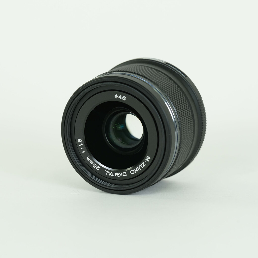 OLYMPUS M.ZUIKO DIGITAL 25mm F1.8 OLYMPUS M.ZUIKO DIGITAL 25mm F1.8