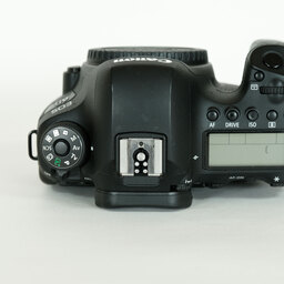 Canon EOS 6D Mark II