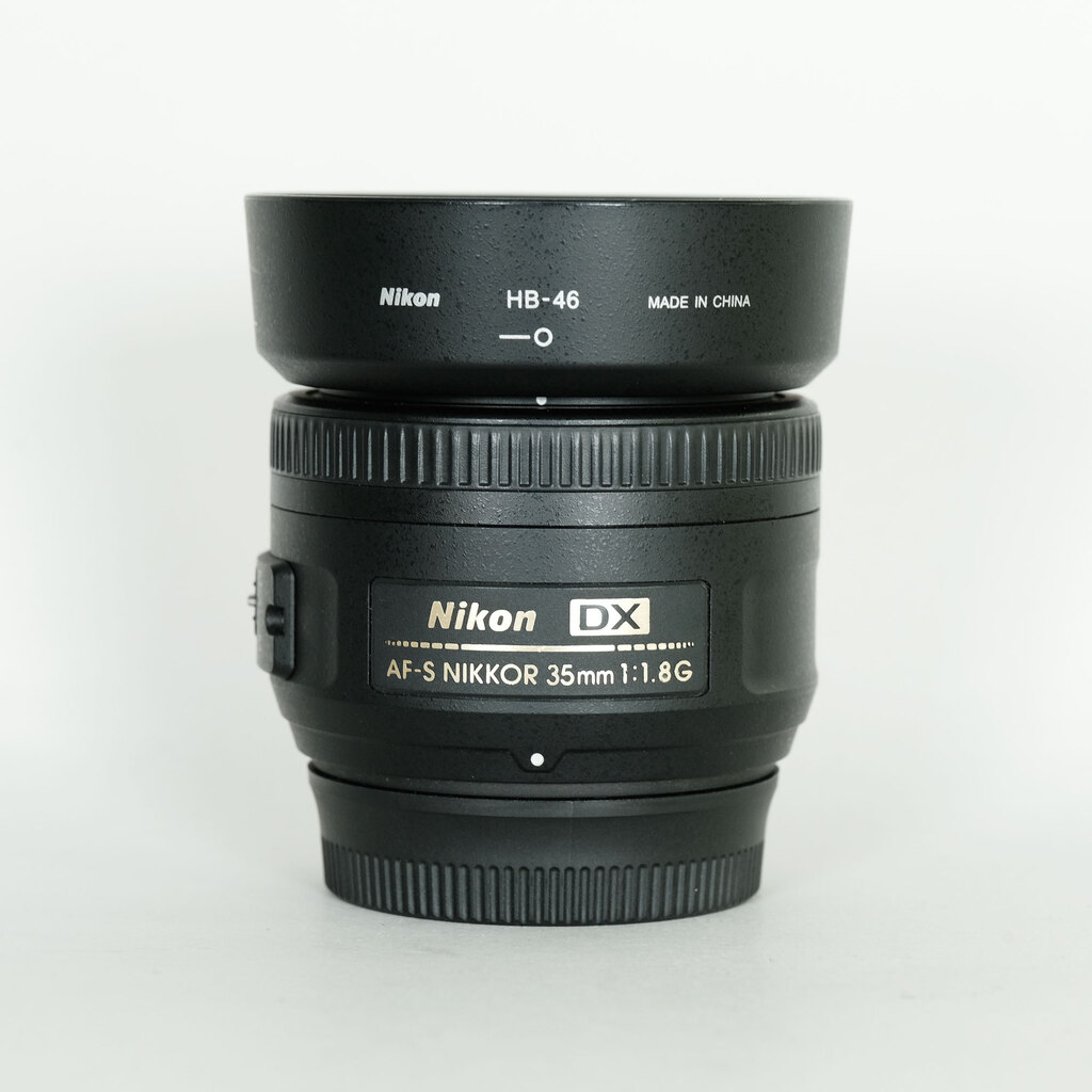 Nikon AF-S DX NIKKOR 35mm f/1.8G Nikon AF-S DX NIKKOR 35mm f/1.8G