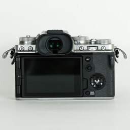 FUJIFILM X-T4 FUJIFILM X-T4