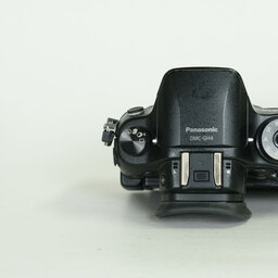 Panasonic LUMIX DMC-GH4