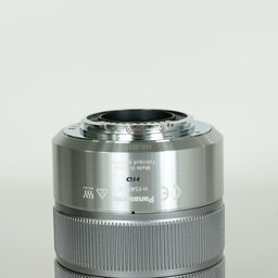 Panasonic LUMIX G VARIO 45-150mm / F4.0-5.6 ASPH. / MEGA O.I.S.