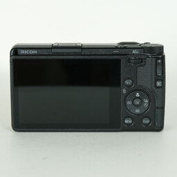 RICOH GR IV