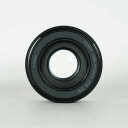 Canon RF50mm F1.8 STM