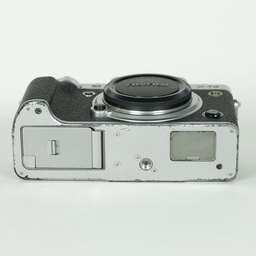 FUJIFILM X-T4