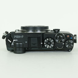 OLYMPUS PEN-F OLYMPUS PEN-F