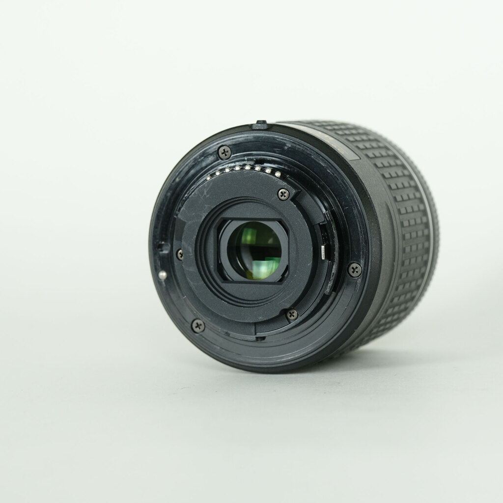 Nikon AF-P DX NIKKOR 18-55mm F3.5-5.6G VR