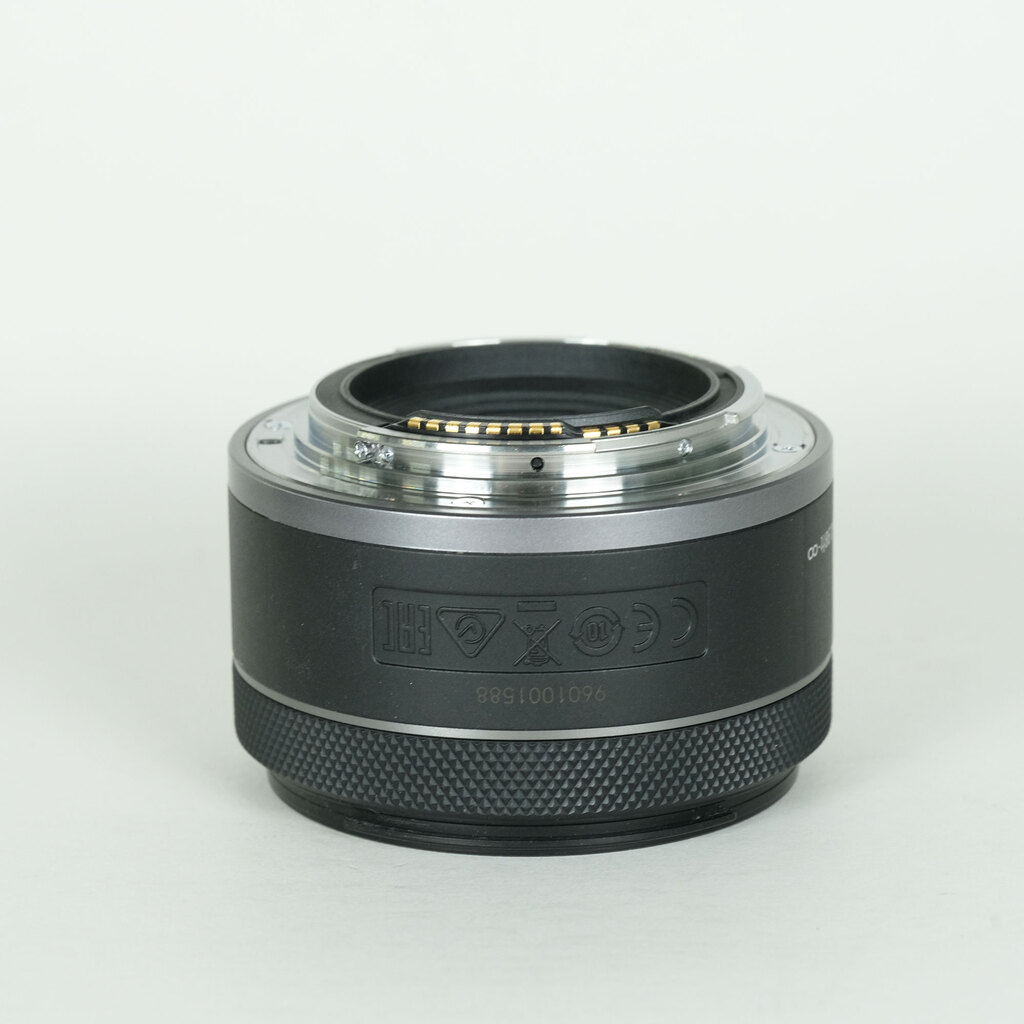 Canon RF50mm F1.8 STMの出品 | ONE SCENE（ワンシーン）