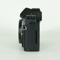 OLYMPUS OM-D E-M5 Mark II