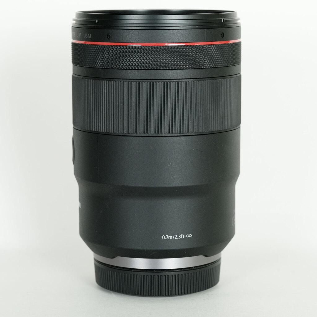 Canon RF135mm F1.8 L IS USM Canon RF135mm F1.8 L IS USM