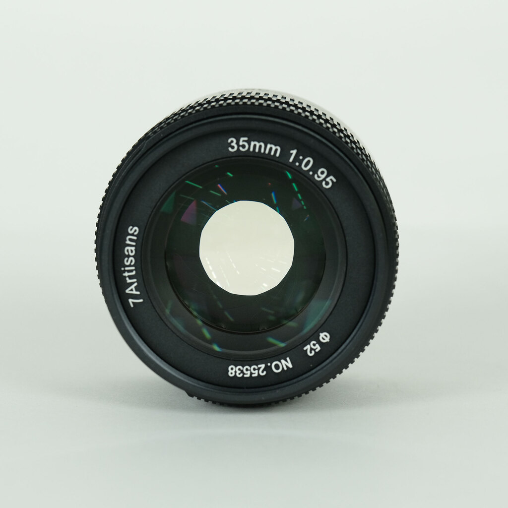 七工匠 7Artisans 35mm F0.95 (フジフイルムX用) ブラックの出品 | ONE