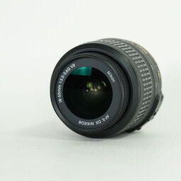 Nikon AF-S DX NIKKOR 18-55mm F3.5-5.6 G VR