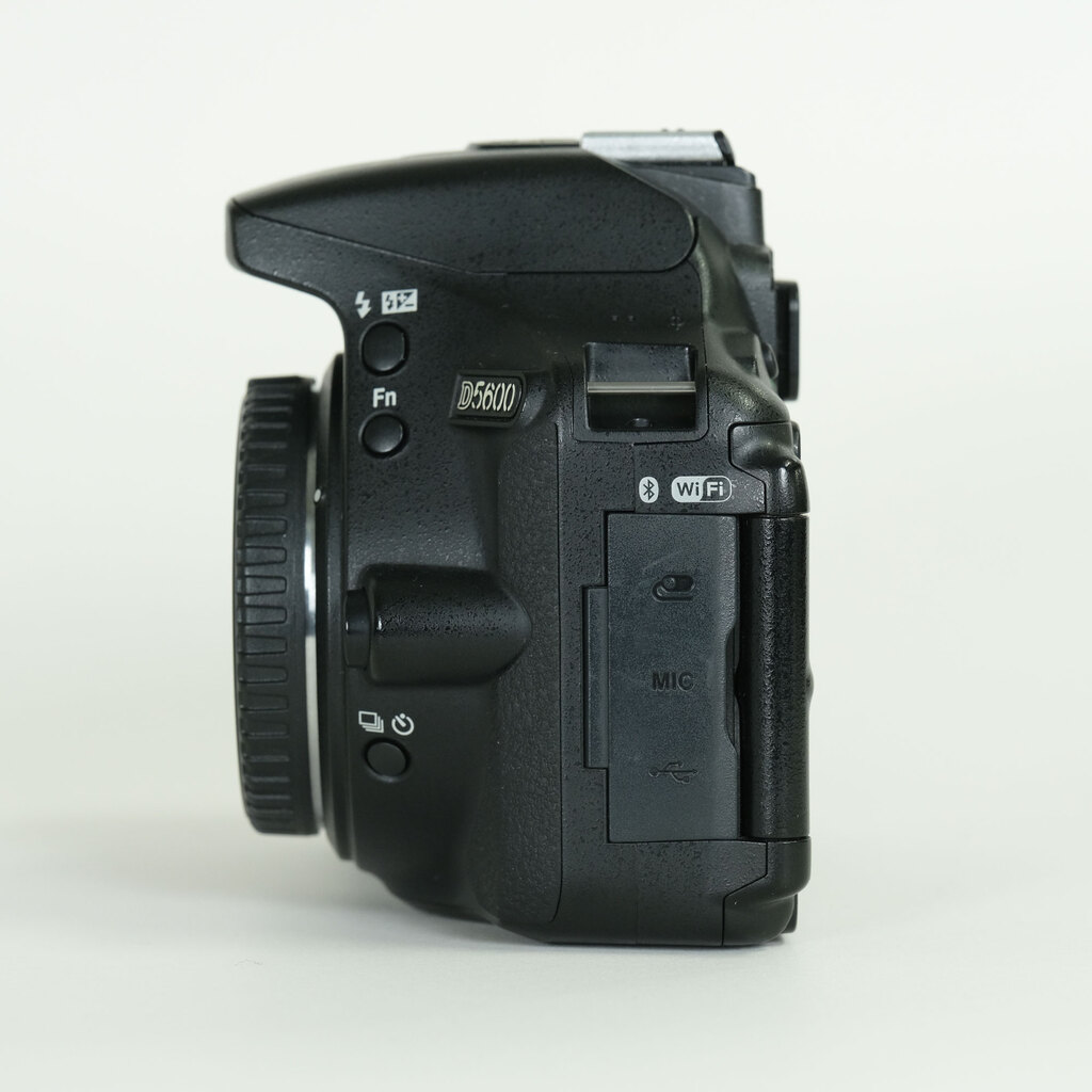 Nikon D5600