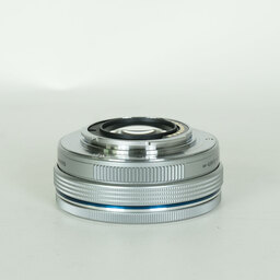 OLYMPUS M.ZUIKO DIGITAL ED 14-42mm F3.5-5.6 EZ シルバー