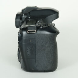 Canon EOS 80D