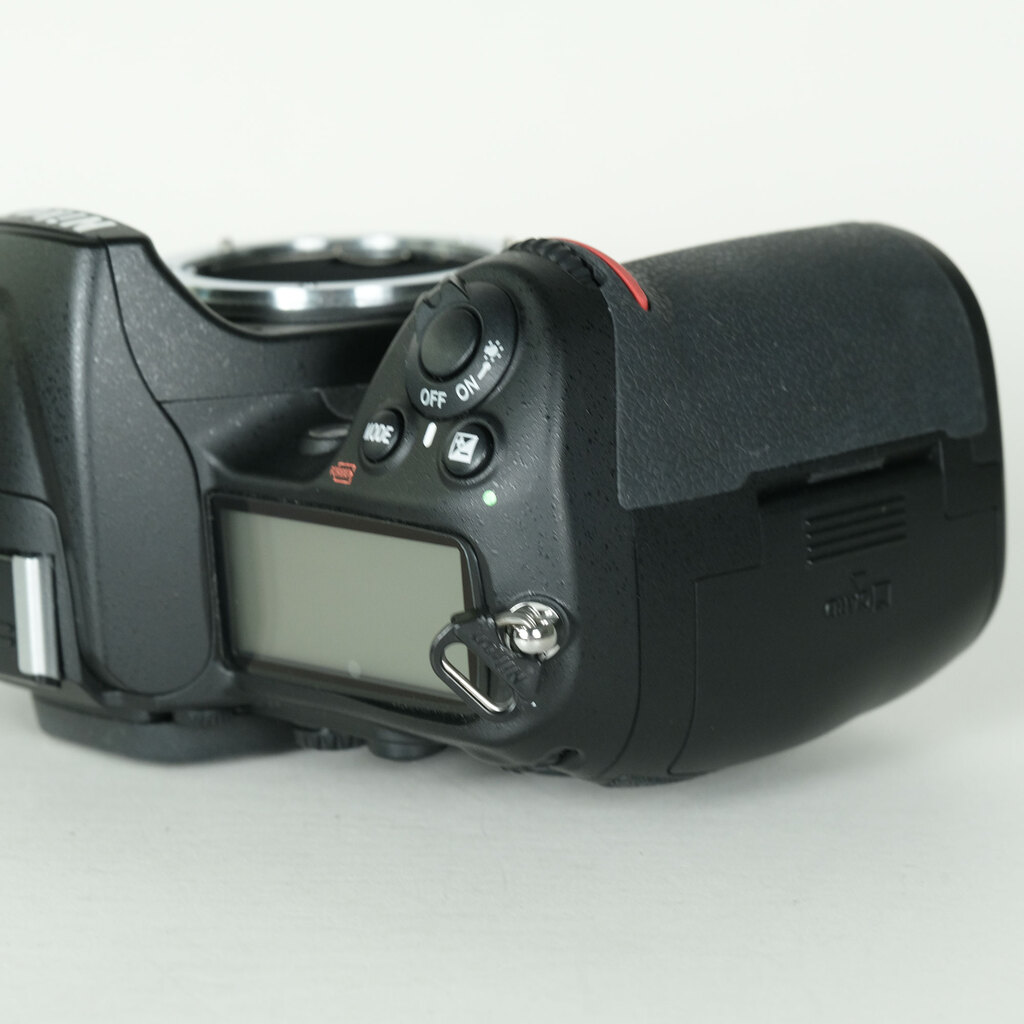 Nikon D300S ボディの出品 | ONE SCENE（ワンシーン）