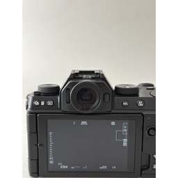 FUJIFILM X-S10