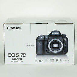 Canon EOS 7D Mark II