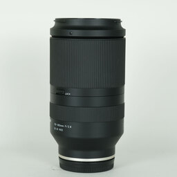 TAMRON 70-180mm F/2.8 Di III VXD (Model A056) [ ソニーE用 ]