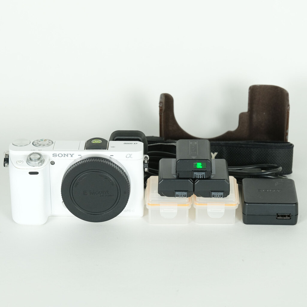 SONY α6000（ILCE-6000）