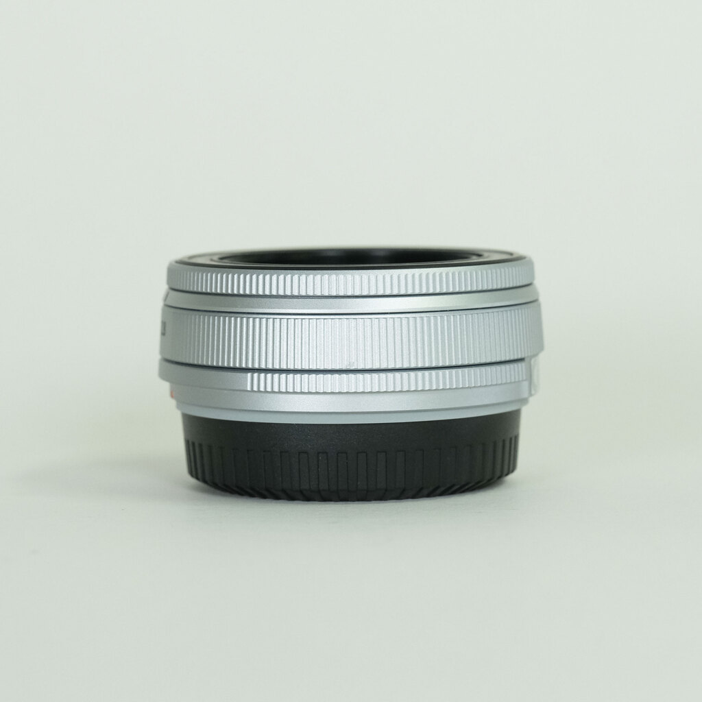 FUJIFILM XF23mmF2.8 R WR [�V���o�[]