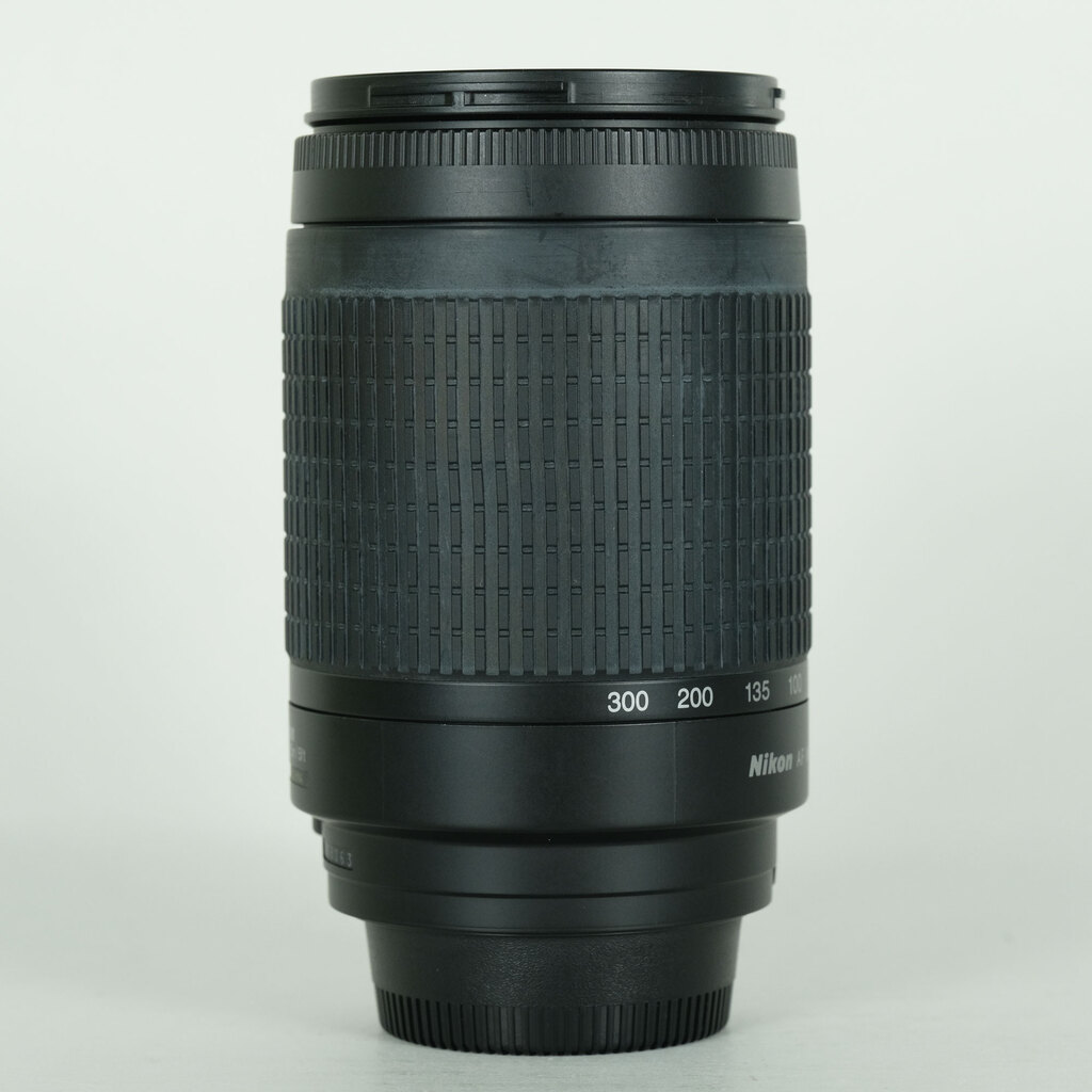 Nikon AF Zoom Nikkor 70-300mm F4-5.6G �u���b�N