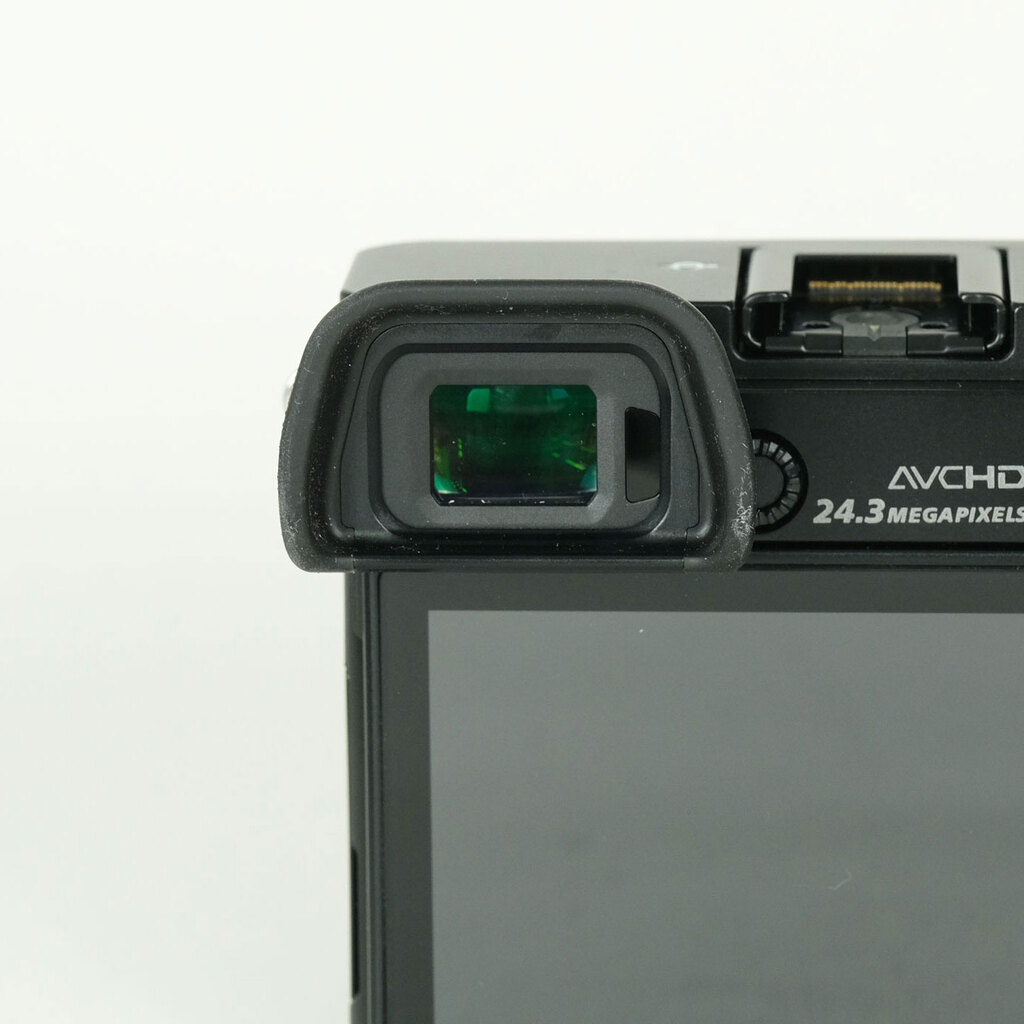 SONY α6000（ILCE-6000）の出品 | ONE SCENE（ワンシーン）