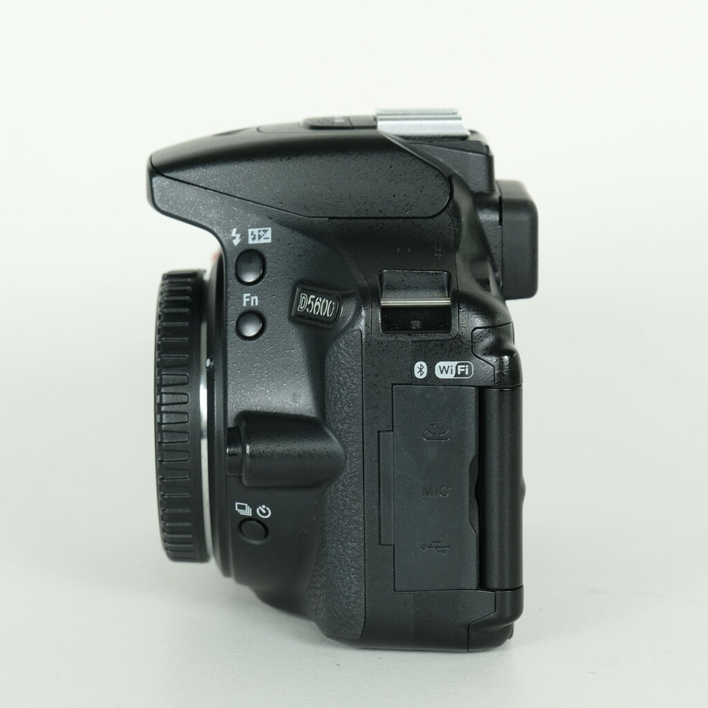 Nikon D5600 Nikon D5600