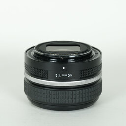 Nikon NIKKOR Z 40mm f/2 Nikon NIKKOR Z 40mm f/2