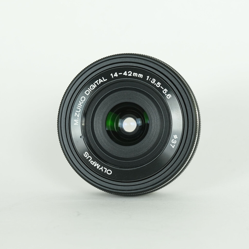 OLYMPUS M.ZUIKO DIGITAL ED 14-42mm F3.5-5.6 EZ ブラック