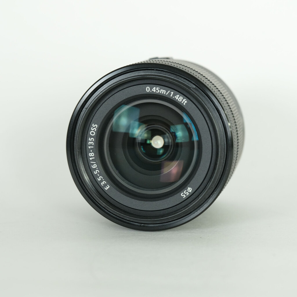 SONY E 18-135mm F3.5-5.6 OSS SEL18135