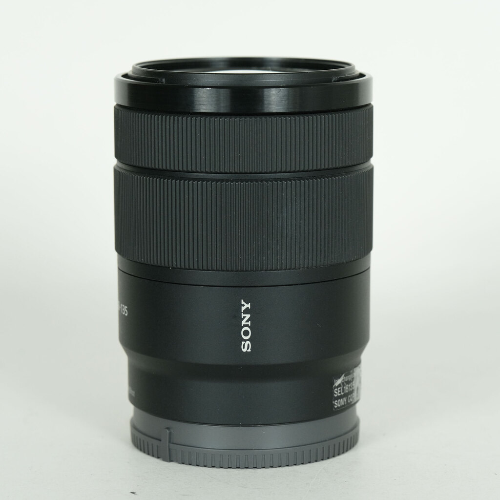 SONY E 18-135mm F3.5-5.6 OSS SEL18135