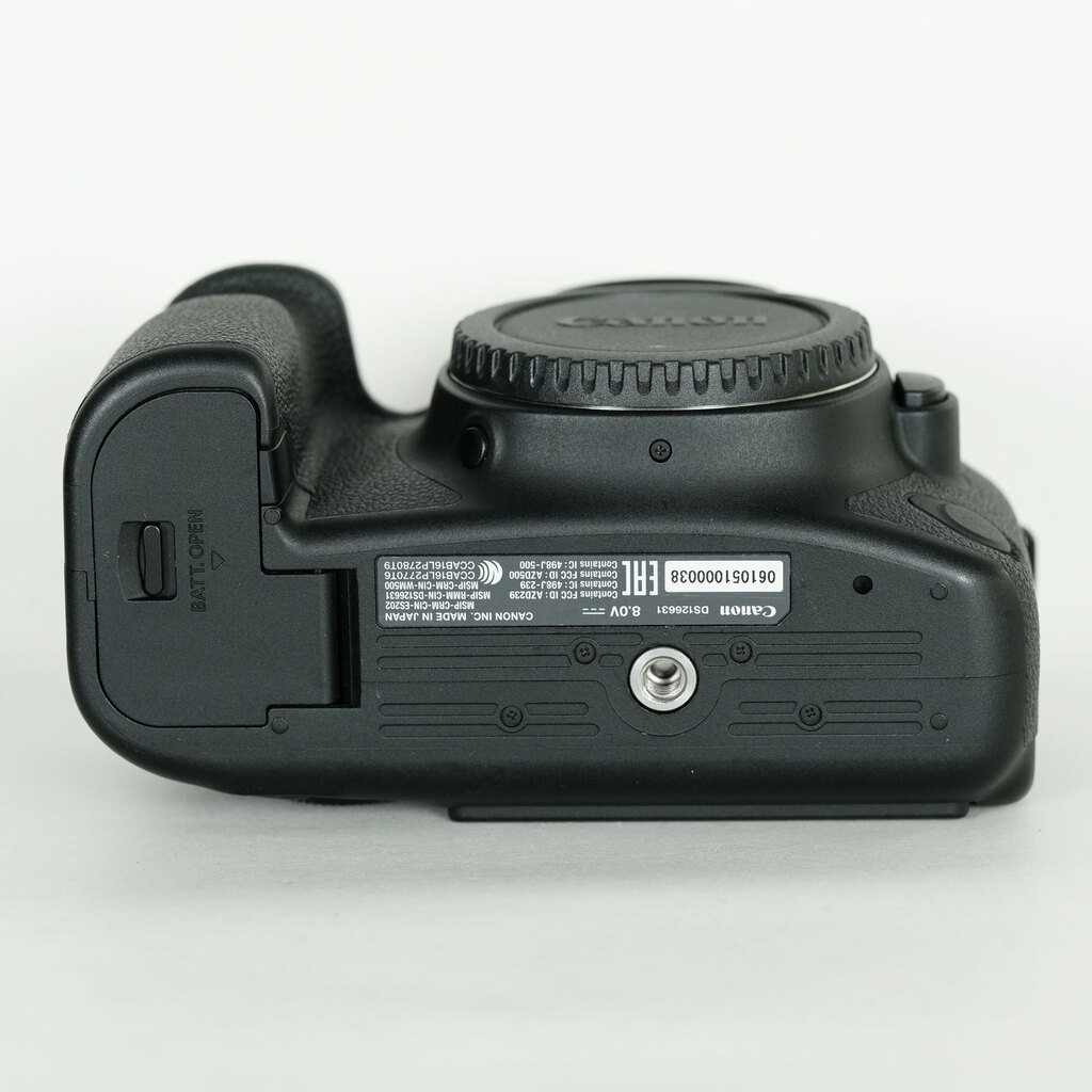 Canon EOS 6D Mark II Canon EOS 6D Mark II