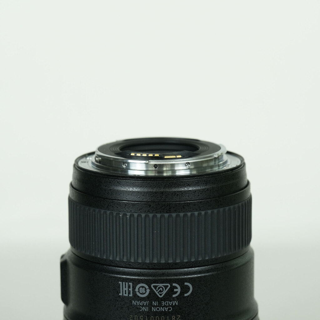 Canon EF16-35mm F4L IS USMの出品 | ONE SCENE（ワンシーン）