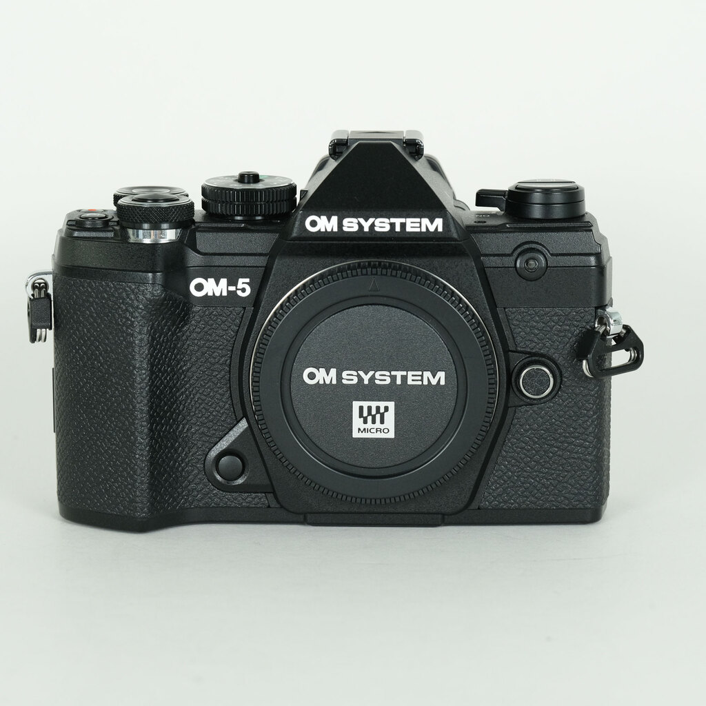 OM SYSTEM OM-5 [�{�f�B �u���b�N]