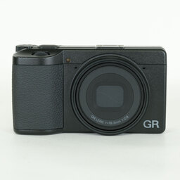 RICOH GR IV